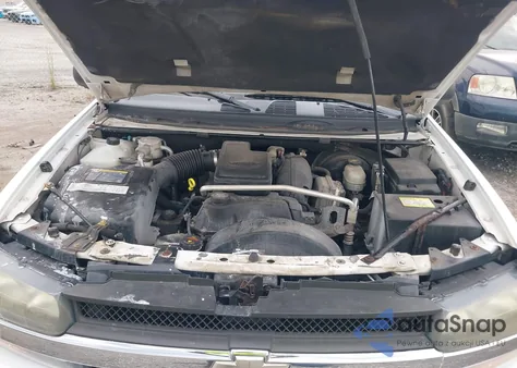 2005 Chevrolet Trailblazer Ext Ls z USA, uszkodzony, nr VIN 1GNET16S156109932